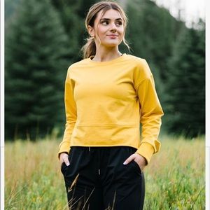 Zyia cropped crew sweatshirt